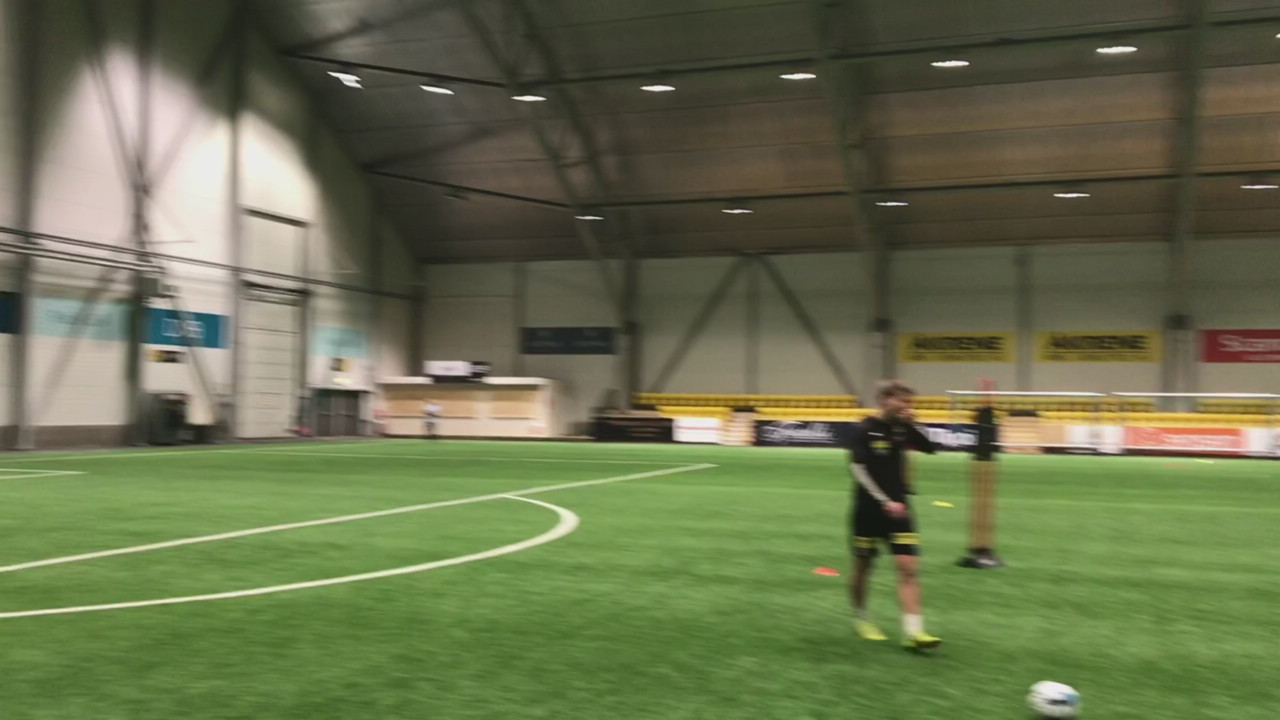 8D760902-A688-465E-BB63-A44D35A9A393.MOV